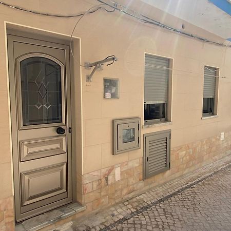 Avo Velha - Faneca Apartamentos Nazaré Exterior photo