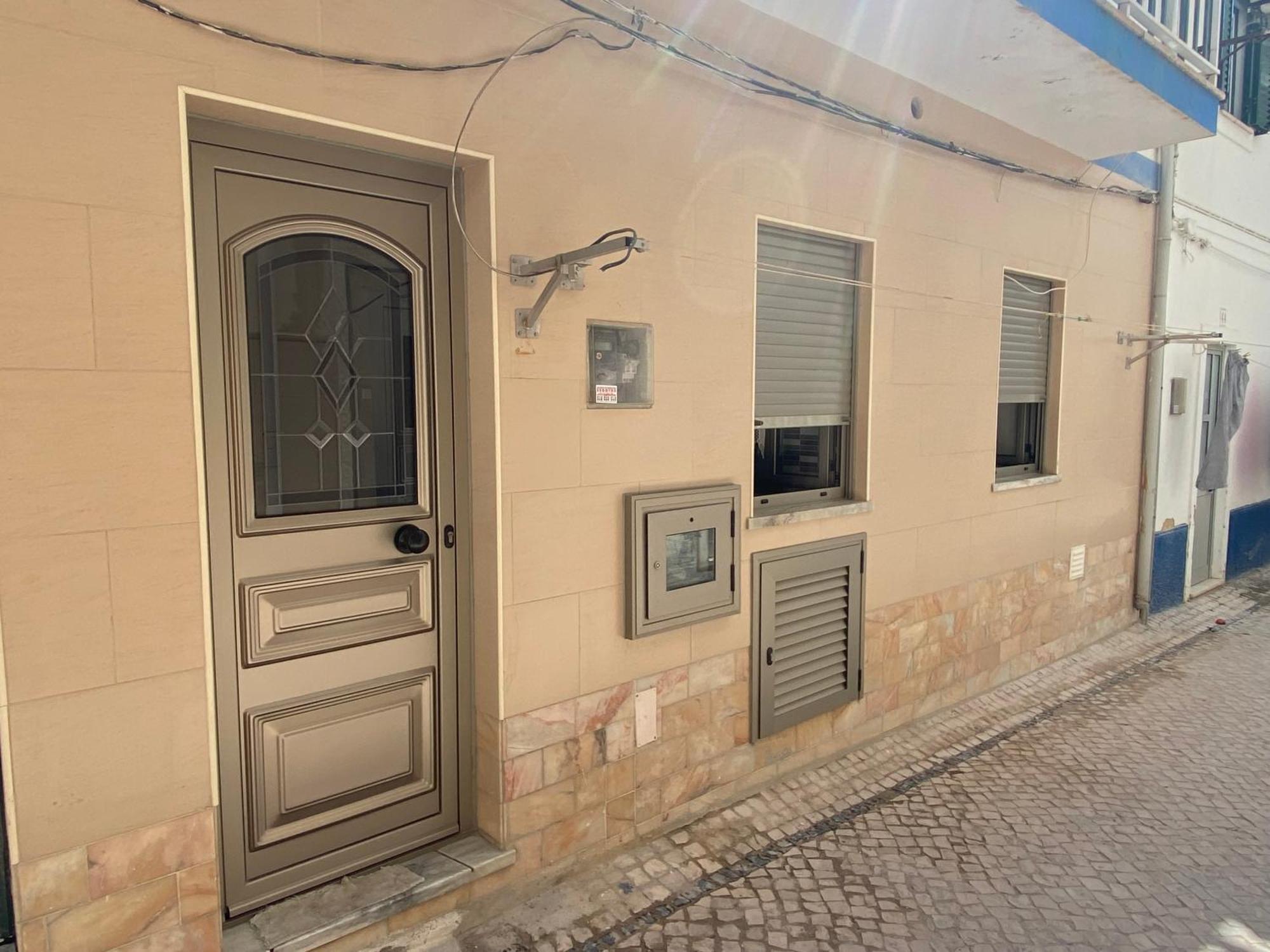 Avo Velha - Faneca Apartamentos Nazaré Exterior photo